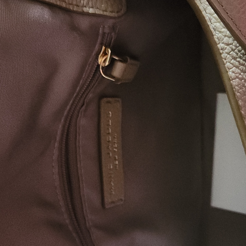 Bags - Picture 6 of 7